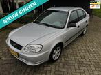 Hyundai Accent 1.3i Active Young AIRCO/ELEK.R/TREK APK+NAP, Auto's, Hyundai, Voorwielaandrijving, Gebruikt, Zwart, 4 cilinders