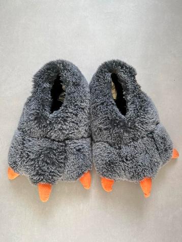 Dino pantoffels kids Jurassic World beschikbaar voor biedingen