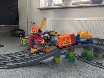 Duplo luxe treinset 10508 beschikbaar voor biedingen