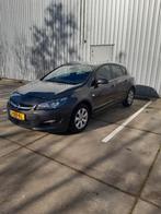Opel Astra 1.4 Turbo Blitz 120pk 2015. Tweede Eigenaar, Auto's, Voorwielaandrijving, 4 cilinders, Handgeschakeld, Particulier