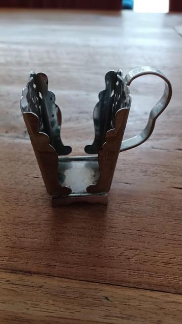 verchroomd houdertje voor aromaflesje beschikbaar voor biedingen