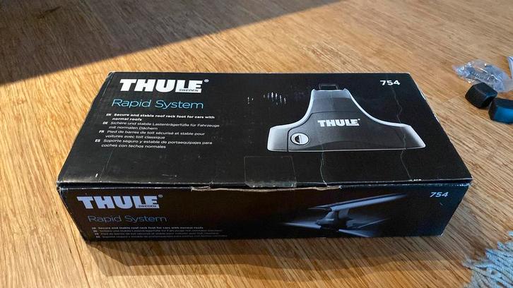 Thule Dakdrager Voeten Set - rapid system 754 met kit 1829, Auto diversen, Dakdragers, Gebruikt, Ophalen of Verzenden