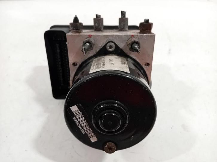 Abs pomp Suzuki Swift, Auto-onderdelen, Remmen en Aandrijving, Suzuki, Gebruikt, Herkomst onderdeel bekend, 12 maanden garantie