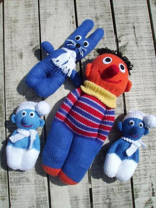 Knuffel: bijv. Ernie of smurfjes, Kinderen en Baby's, Speelgoed | Knuffels en Pluche, Nieuw, Overige typen, Ophalen of Verzenden