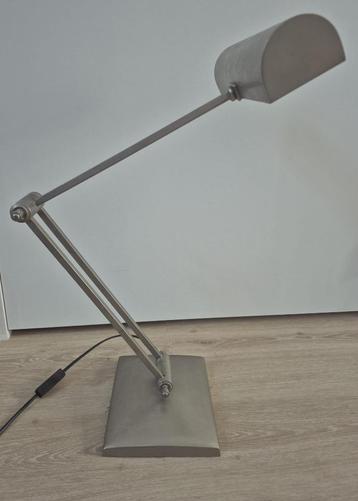 Industriële jaren '50 tafellamp van RVS beschikbaar voor biedingen