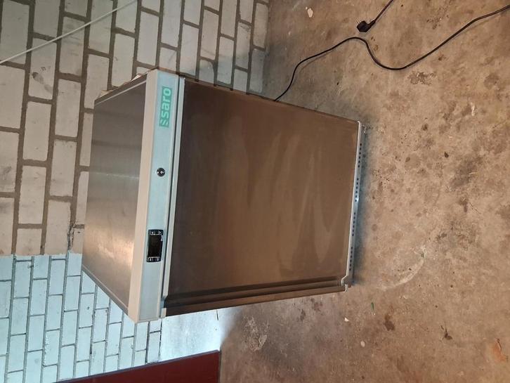 Saro HT200 vriezer, Huis en Inrichting, Keuken | Keukenelementen, Zo goed als nieuw, Minder dan 100 cm, Wit, Ophalen