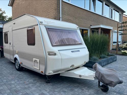Avento Avence Esclusivo 445TF met vloerverwarming, Caravans en Kamperen, Caravans, Particulier, tot en met 4, 1000 - 1250 kg, Treinzit