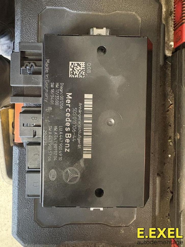 Trekhaak module Mercedes Vito (W447) vanaf 2014 5DS011106-44, Auto-onderdelen, Elektronica en Kabels, Mercedes-Benz, Gebruikt