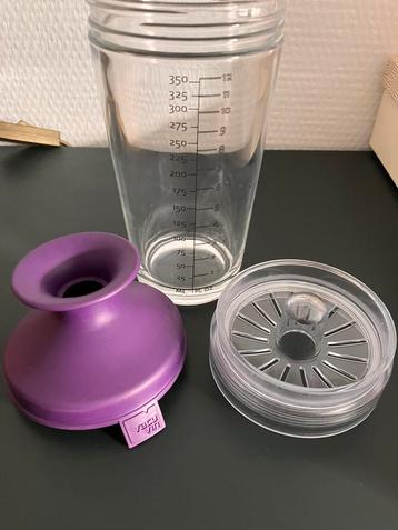 Hippe Vacuvin cocktailshaker glas met kunststof bovenkant beschikbaar voor biedingen