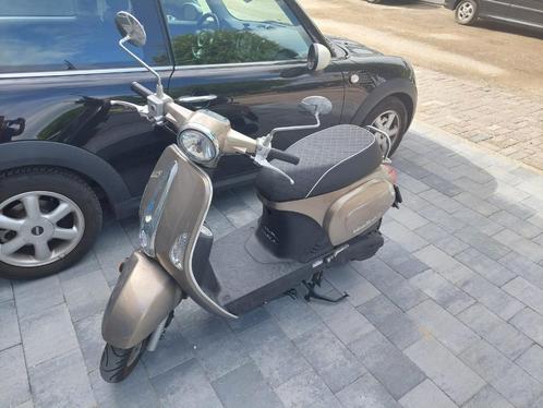 Kymco New Sento Als NIEUW Uniek!, Fietsen en Brommers, Scooters | Kymco, Zo goed als nieuw, Overige modellen, Maximaal 45 km/u