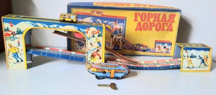 Speelgoed busbaantje.met bus en autoje, Antiek en Kunst, Antiek | Speelgoed, Ophalen of Verzenden