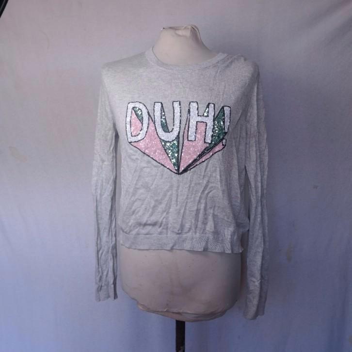 Leuk grijs shirt.'Duh!' in pailletjes.Mt M.Merk Divided, Kleding | Dames, T-shirts, Zo goed als nieuw, Maat 38/40 (M), Grijs, Lange mouw