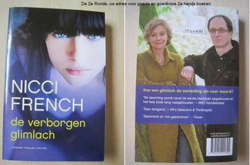 312 - De verborgen glimlach - Nicci French beschikbaar voor biedingen