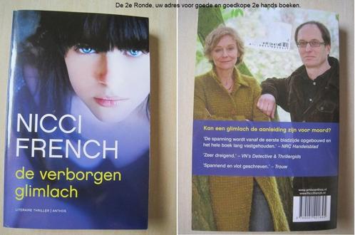 312 - De verborgen glimlach - Nicci French, Boeken, Thrillers, Zo goed als nieuw, Europa overig, Ophalen of Verzenden