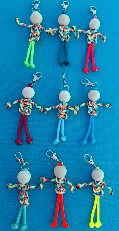 Gelukspoppetjes sleutelhangers UNIEK en handgemaakt., Verzamelen, Sleutelhangers, Nieuw, Knuffel of Figuurtje, Ophalen of Verzenden