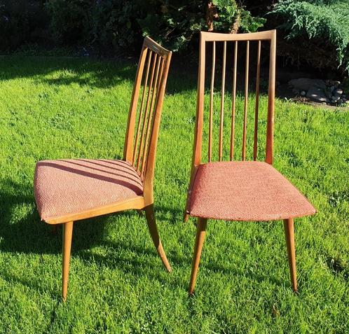 MCM spijlstoeltjes, 2 stuks, hout met stoffen zitting, Huis en Inrichting, Stoelen, Gebruikt, Twee, Hout, Stof, Bruin, Ophalen
