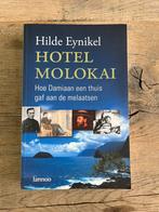 H. Eynikel - Hotel Molokai, Ophalen of Verzenden, Zo goed als nieuw, H. Eynikel