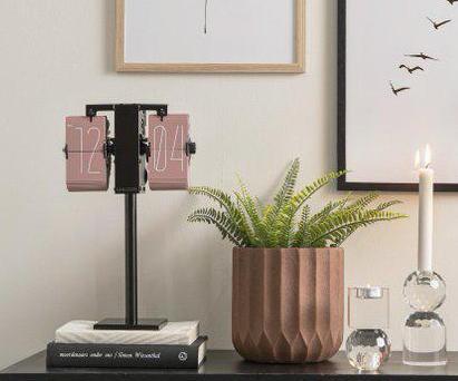 Karlsson Flip Clock No Case Mini in faded pink (NIEUW!!!), Huis en Inrichting, Woonaccessoires | Klokken, Nieuw, Staande klok