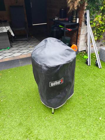 Weber bbq met 2 zakken briketten en starter. beschikbaar voor biedingen