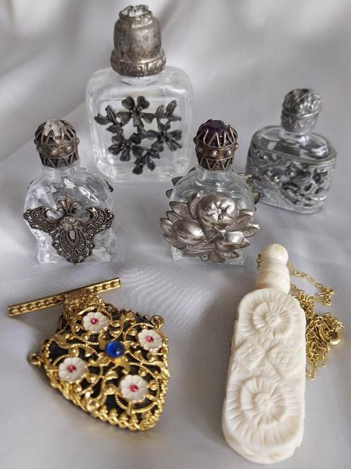 6 Antieke Miniatuur parfumflesjes - Broche - 1940, Verzamelen, Overige Verzamelen, Gebruikt, Ophalen of Verzenden