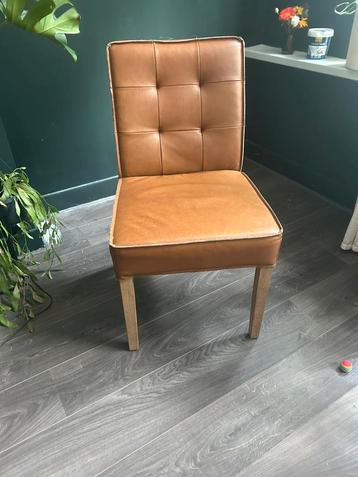 4 cognac eetkamer stoelen beschikbaar voor biedingen