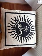 Vierkant sierkussen 70x70 cm, Ophalen, Zo goed als nieuw, Beige, Vierkant