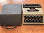 Koffer typemachine. Merk Gracia de Luxe. Uit het jaar 1978., Diversen, Typemachines, Ophalen, Gebruikt