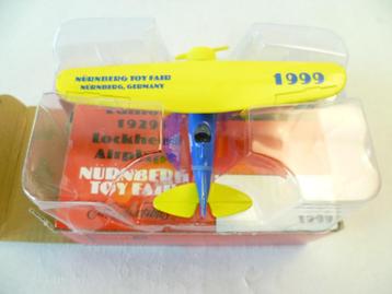Ertl Lockheed Airplane 1929 Nürnberg Toyfair 1999 vliegtuig beschikbaar voor biedingen