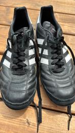 Adidas voetbalschoenen zaal maat 44 2/3, Maat XS of kleiner, Ophalen of Verzenden, Zo goed als nieuw, Schoenen