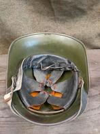 Originele WO2 Nederlandse helm op naam met camo, Nederland, Ophalen of Verzenden, Helm of Baret, Landmacht