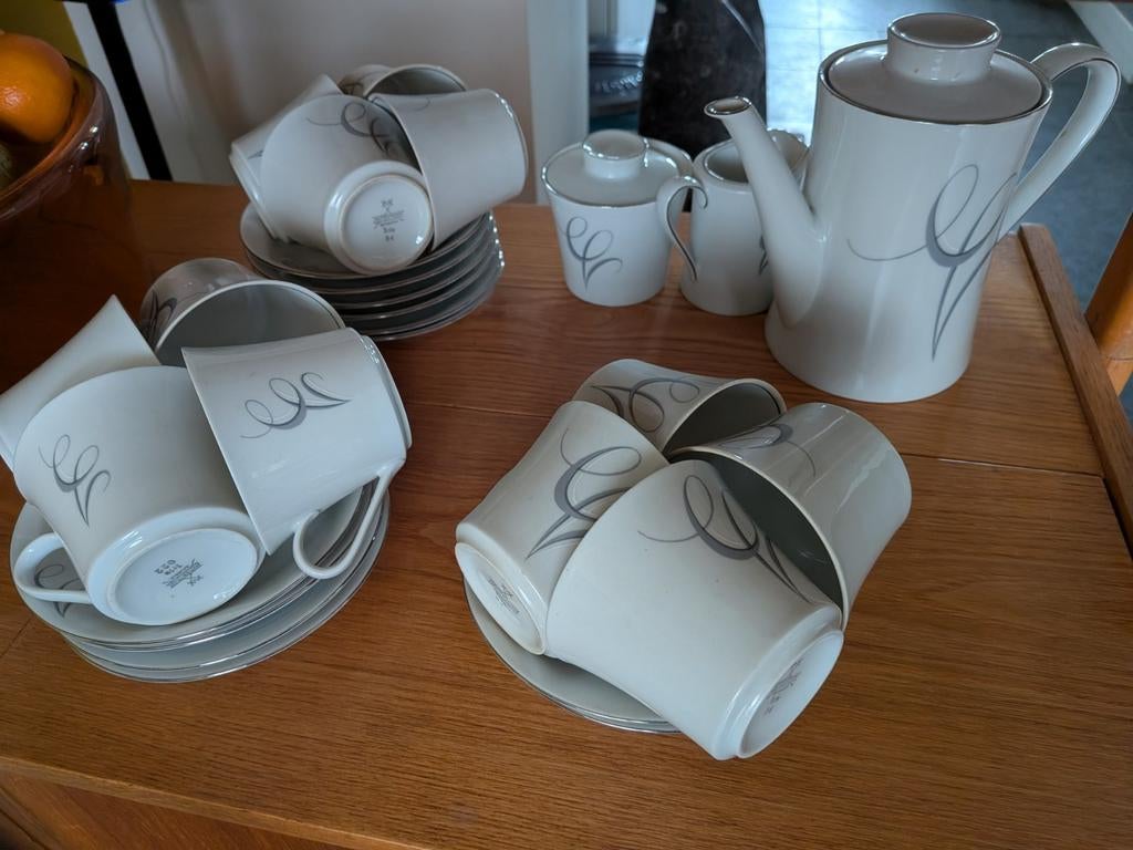 Retro Koffieservies Mitterteich Iris - 12 Delig, Ophalen of Verzenden, Zo goed als nieuw, Overige stijlen, Porselein