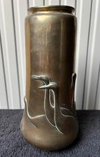 Vintage messing vaas vogels, Huis en Inrichting, Woonaccessoires | Vazen, Overige materialen, Gebruikt, Overige kleuren, Ophalen of Verzenden