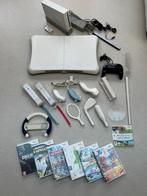 Nintendo Wii met veel accessoires en spellen, Spelcomputers en Games, Ophalen of Verzenden, Gebruikt, Met 3 controllers of meer