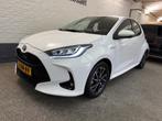 Toyota YARIS 1.5 Hybrid Dynamic NAP Carplay Navi Acc Clima L, 450 kg, Gebruikt, Euro 6, Met garantie (alle)