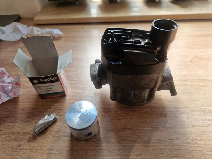 Honda mbx80 licht getuned 51mm cilinderset, Fietsen en Brommers, Brommeronderdelen | Algemeen, Zo goed als nieuw, Cilinder, Ophalen of Verzenden