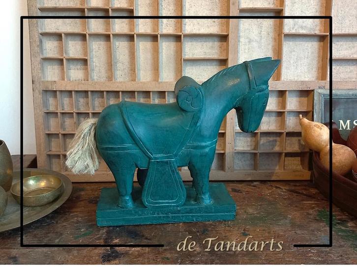 Groen houten paard, India – 26 cm lang, Antiek en Kunst, Kunst | Beelden en Houtsnijwerken, Ophalen of Verzenden