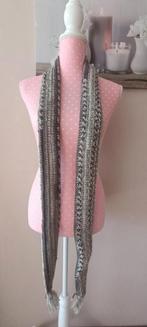 Gehaakte sjaal Grijs tinten, Ophalen of Verzenden, Nieuw, Maat 46/48 (XL) of groter, Sjaal