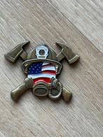 Schildje brandweer USA, Verzamelen, Ophalen of Verzenden, Landmacht, Amerika, Embleem of Badge