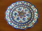 Keramiek bord van Gouda Holland met Romea flora design, Ophalen