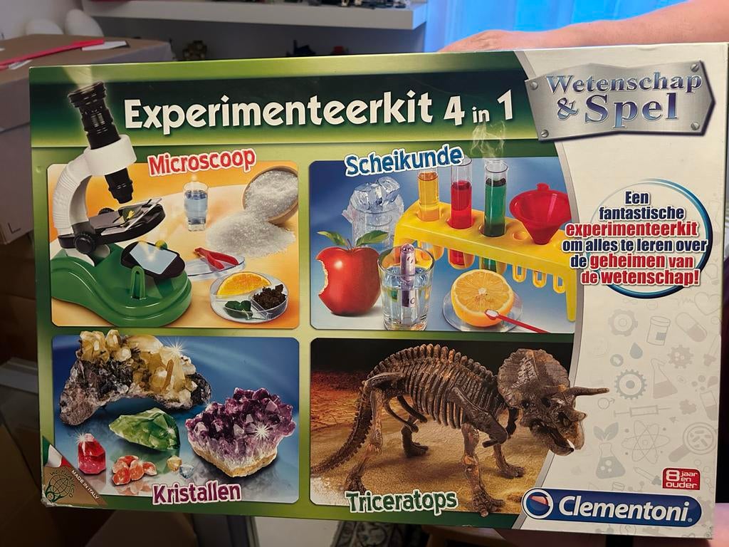 Experimenteerkit 4 in 1 - Wetenschap & Spel, Kinderen en Baby's, Speelgoed | Educatief en Creatief, Ophalen, Zo goed als nieuw