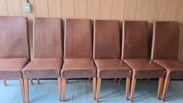 Stoelen te koop z.g.a.n!!! beschikbaar voor biedingen