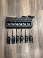 Kenwood TK3302 Portofoons + Multilader (Licentie Portofoons), Gebruikt, Ophalen of Verzenden, Portofoon of Walkie-talkie, Met broekklem