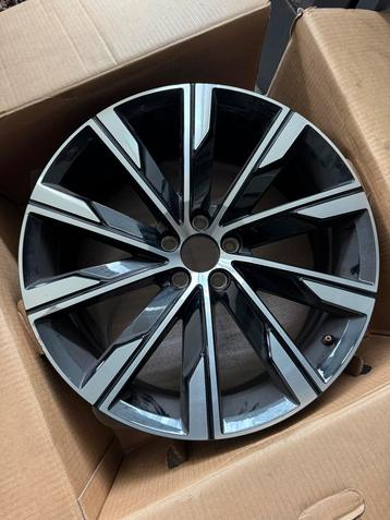 Volvo V60 20 inch 2025 beschikbaar voor biedingen