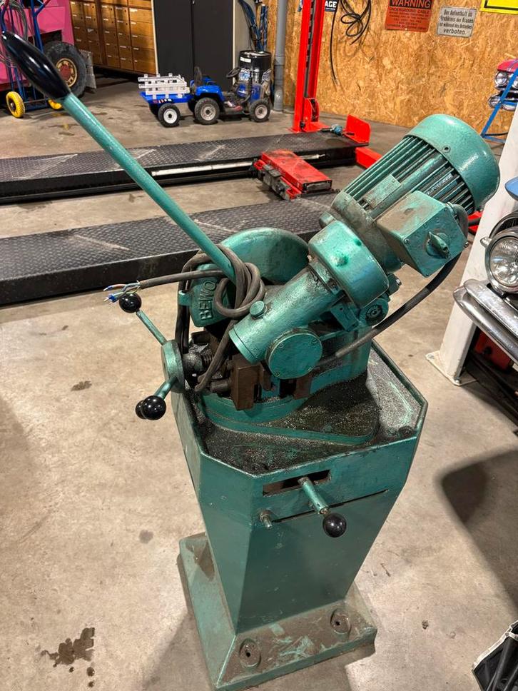 BEWO Zaagmachine 380V, Doe-het-zelf en Verbouw, Gereedschap | Zaagmachines, Ophalen