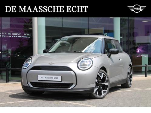 MINI Hatchback Cooper E Classic / LED / Head-Up / Parking As, Auto's, Mini, Te koop, Cooper, Alarm, Head-up Display, Isofix, Keyless entry