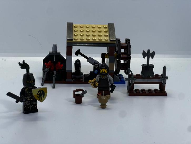 LEGO® Kingdoms Blacksmith Attack 6918, Kinderen en Baby's, Speelgoed | Duplo en Lego, Gebruikt, Lego, Complete set, Ophalen of Verzenden