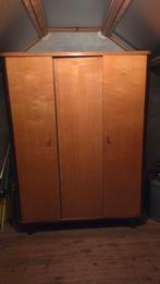 Vintage houten kledingkast met deuren, Ophalen, Gebruikt, 100 tot 150 cm, 150 tot 200 cm