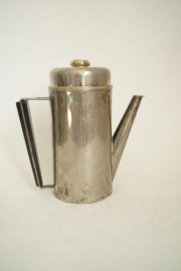 art deco koffiepot koffiekan chroom metaal verzilverd beschikbaar voor biedingen