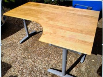 2 x IKEA galant buro type 18222 (per stuk 30,- / samen 50,-) - afbeelding 12