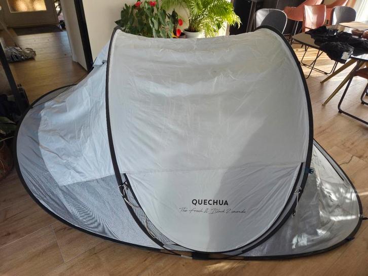Quechua 2 Seconds 3 persoons tent Fresh & Black, Hobby en Vrije tijd, Overige Hobby en Vrije tijd, Gebruikt, Ophalen of Verzenden